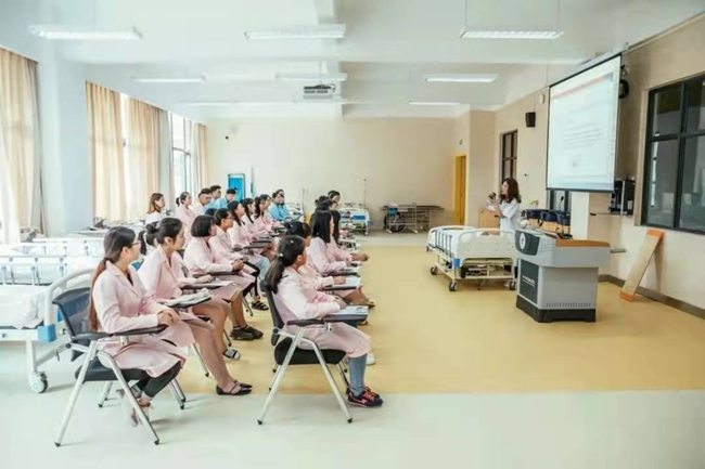 三台县刘营职业高级中学校招生专业有哪些,服装设计与加工专业就业方向怎么样,好不好